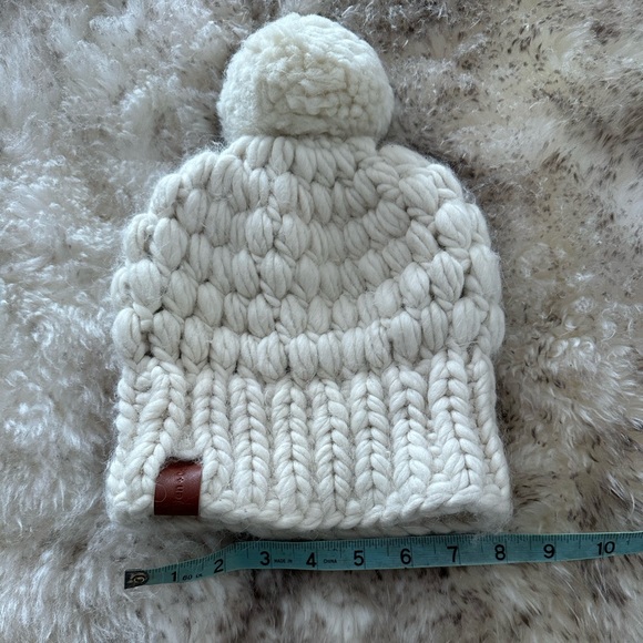 Kids bobble beanie - Picture 2 of 4